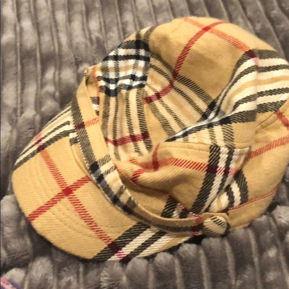 Really cute cap - Picture 3 of 3